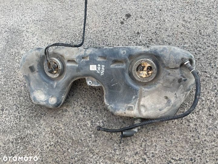 Zbiornik DIESEL paliwa bak kompletny bez opiłków pompki Bmw e90 e91 e92 e93 diesel - 1
