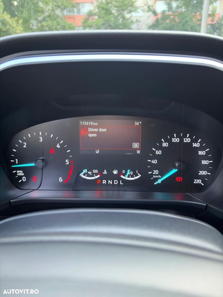 Ford Kuga 1.5 EcoBlue A8 FWD Titanium - 7