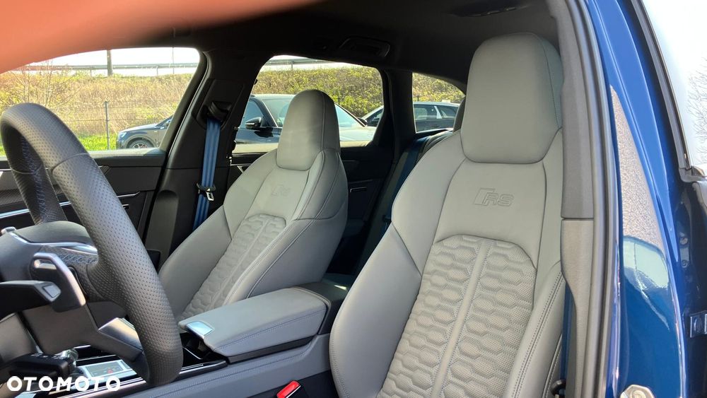 Audi RS6 Avant TFSI mHEV Quattro Performance Tiptronic - 17