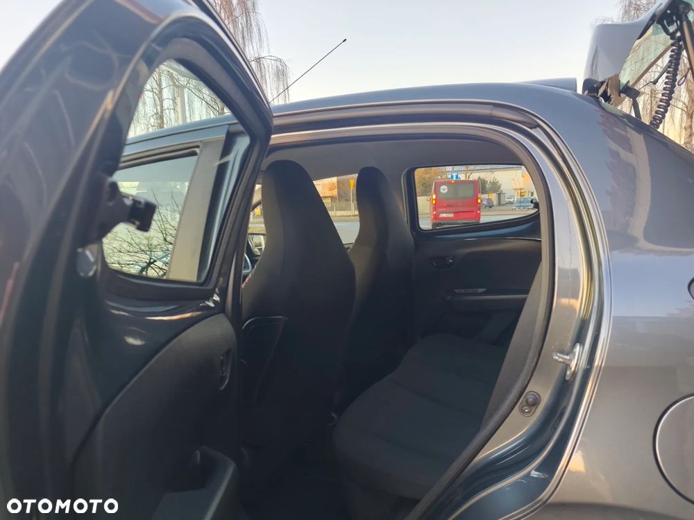 Citroën C1 PureTech 82 Shine Edition - 24