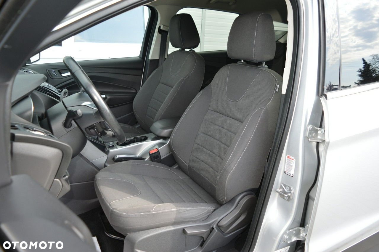 Ford Kuga - 17