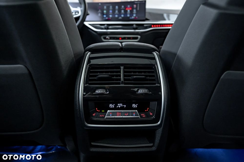 BMW X7 xDrive40d mHEV sport - 37