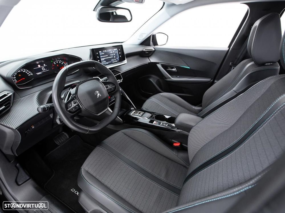 Peugeot 2008 1.5 BlueHDi Allure EAT8 - 8