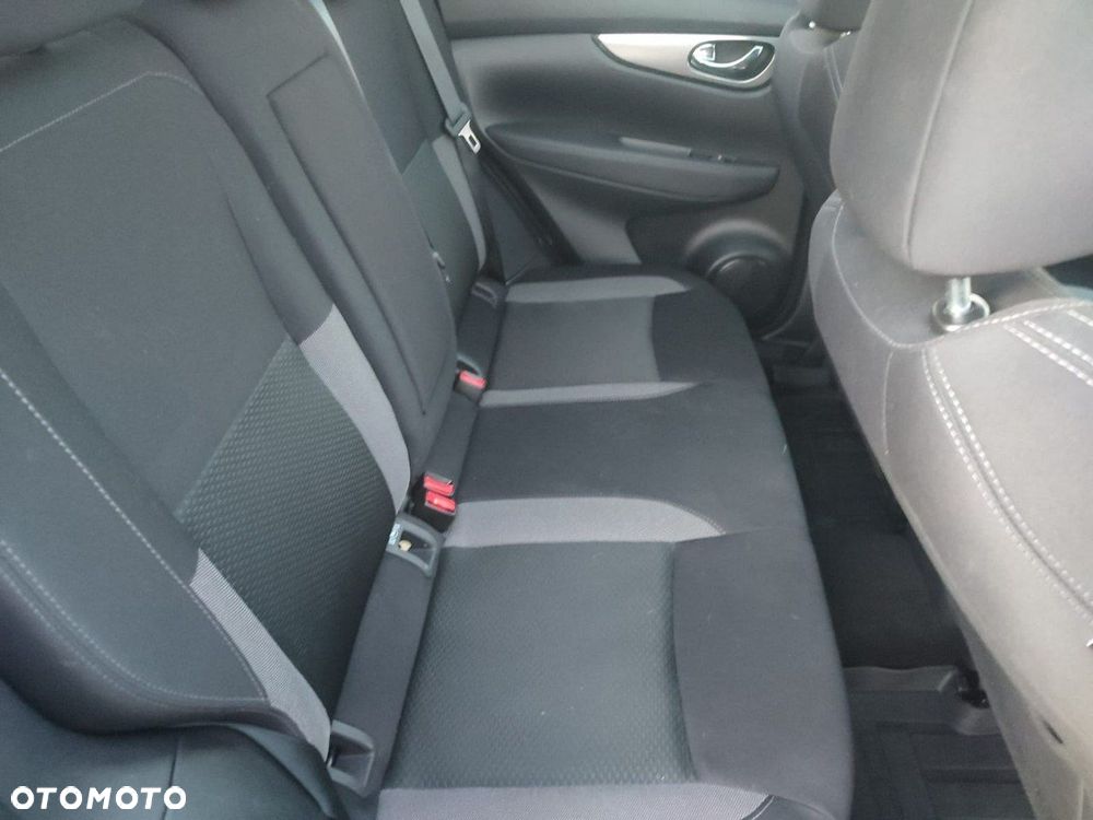 Nissan Qashqai 1.3 DIG-T DCT N-CONNECTA - 36