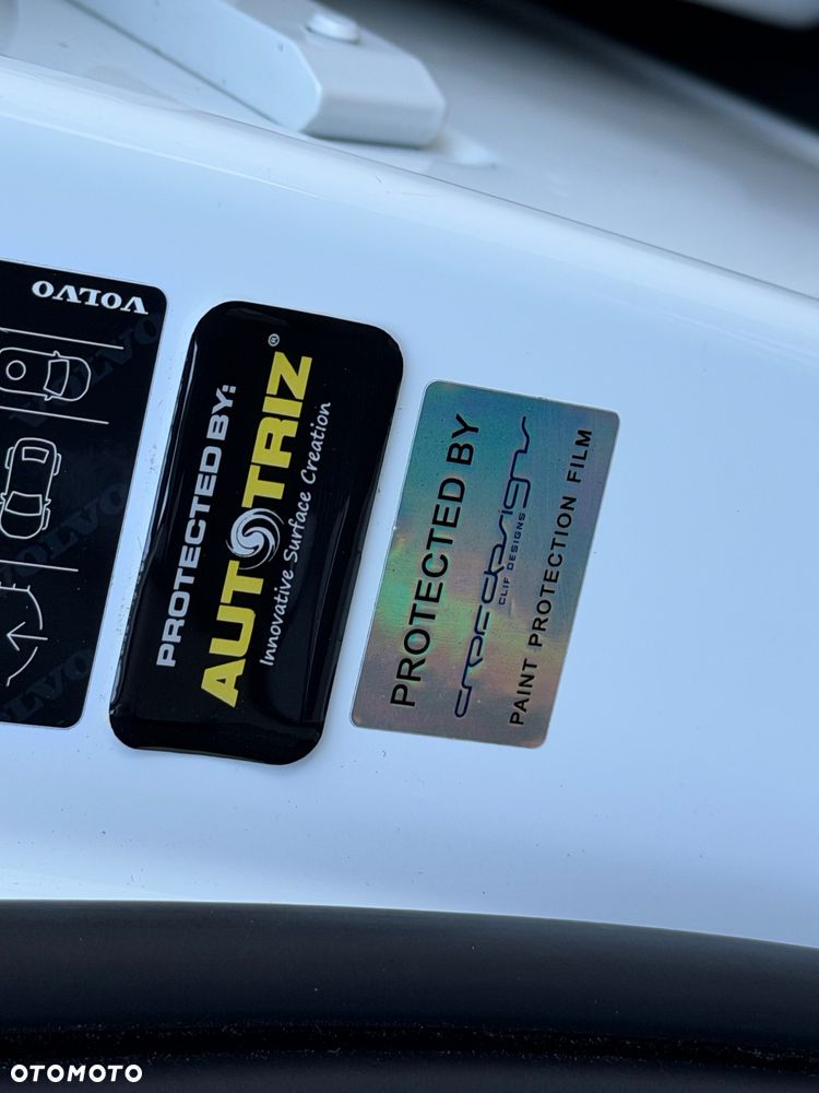 Volvo XC 60 B5 B AWD Momentum Pro - 29