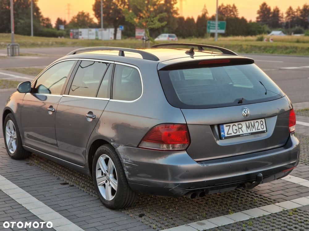 Volkswagen Golf 2.0 TDI Comfortline - 4