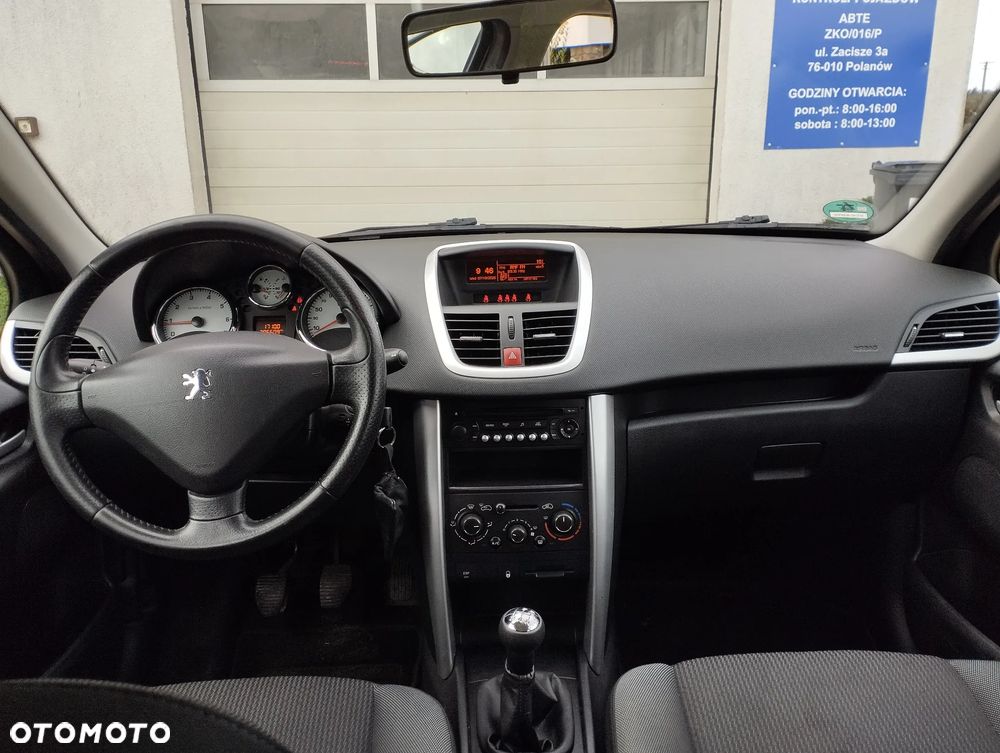 Peugeot 207 95 VTi Forever - 12