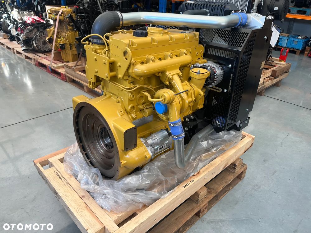 SILNIK CATERPILLAR CAT C4.4 ACERT perkins 96,5kW  44000netto - 5