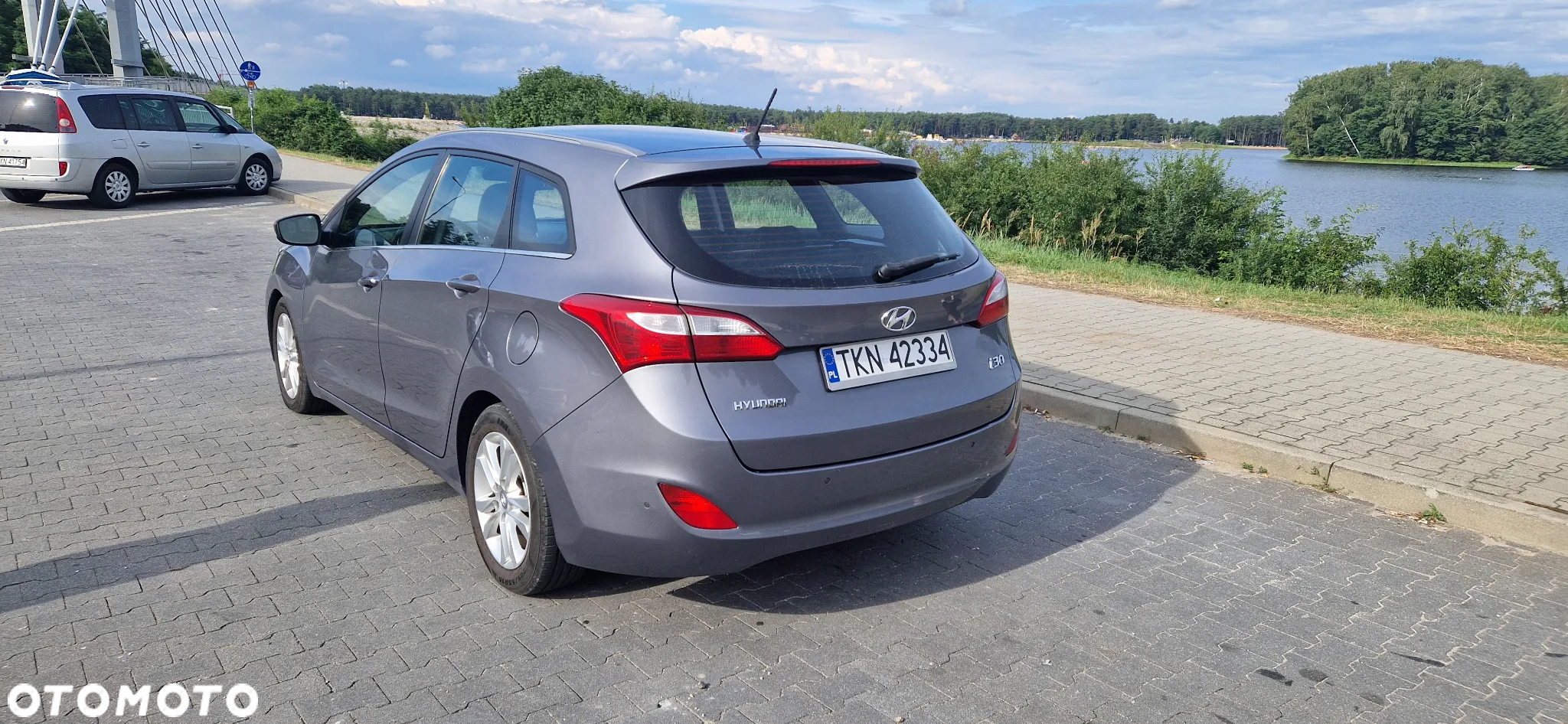 Hyundai i30 1.6 CRDi Premium - 4