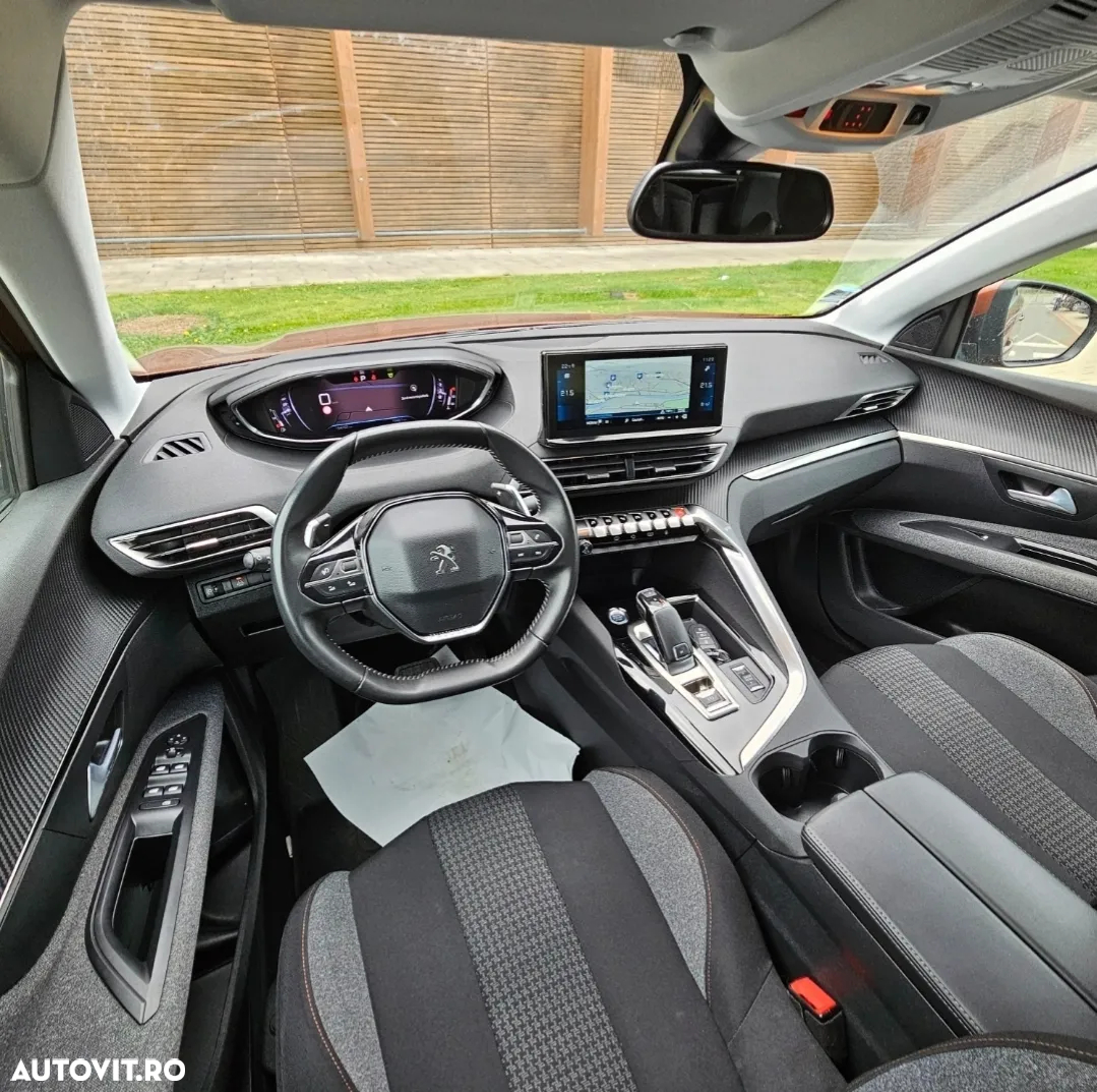Peugeot 5008 BlueHDI 130 EAT8 Allure Pack - 8