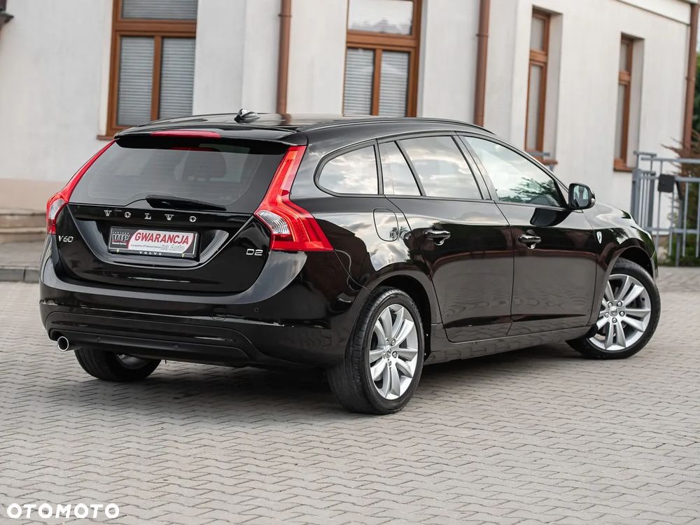 Volvo V60 D2 Kinetic - 14