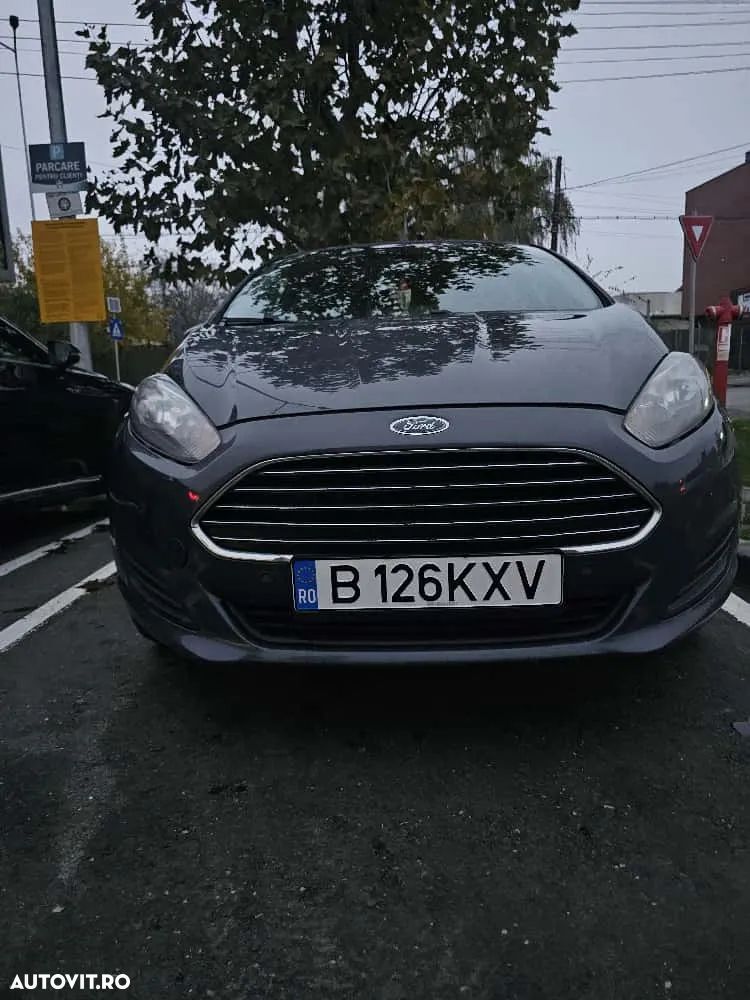 Ford Fiesta - 2