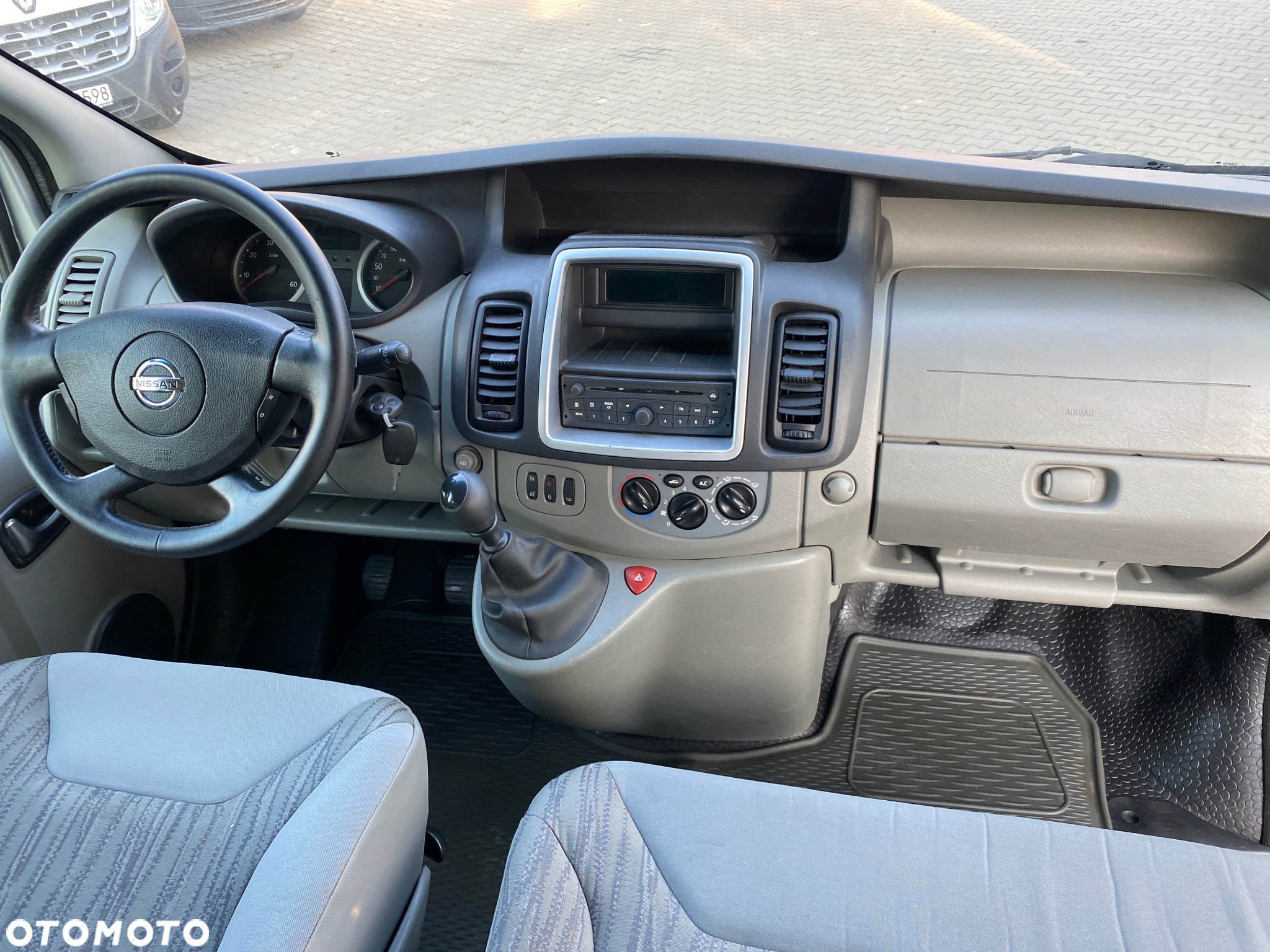 Nissan PRIMASTAR - 22