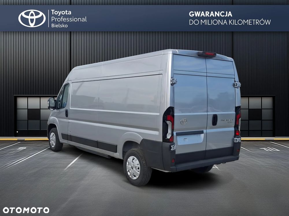 Toyota Proace Max - 8