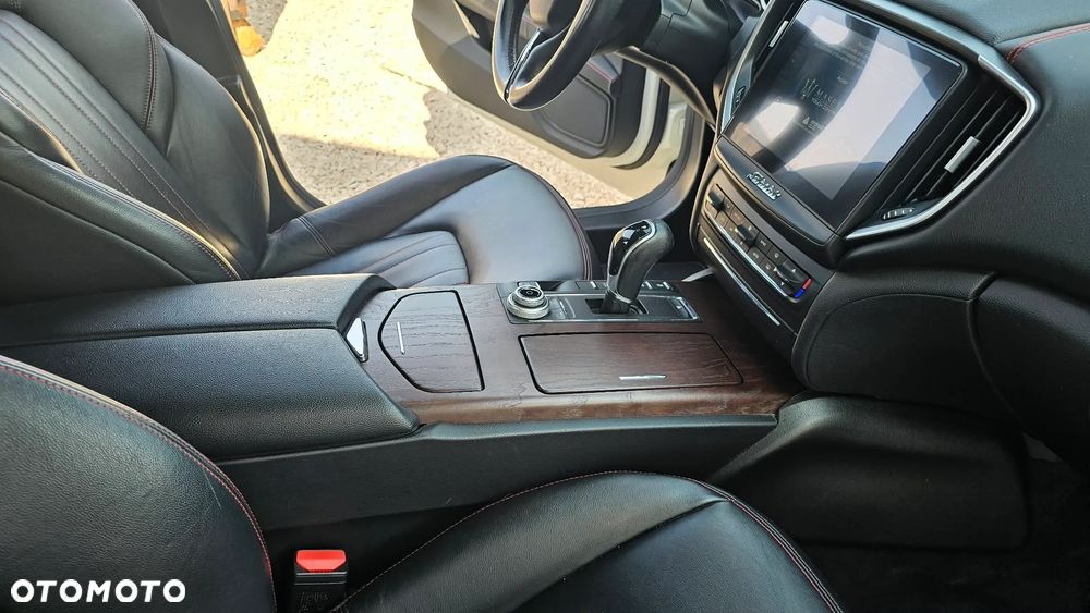 Maserati Ghibli Automatik S - 23