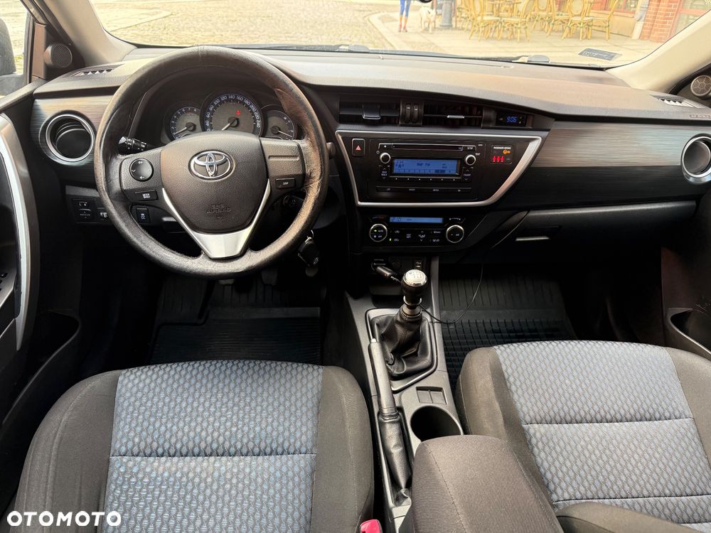 Toyota Auris 1.33 VVT-i Active - 19