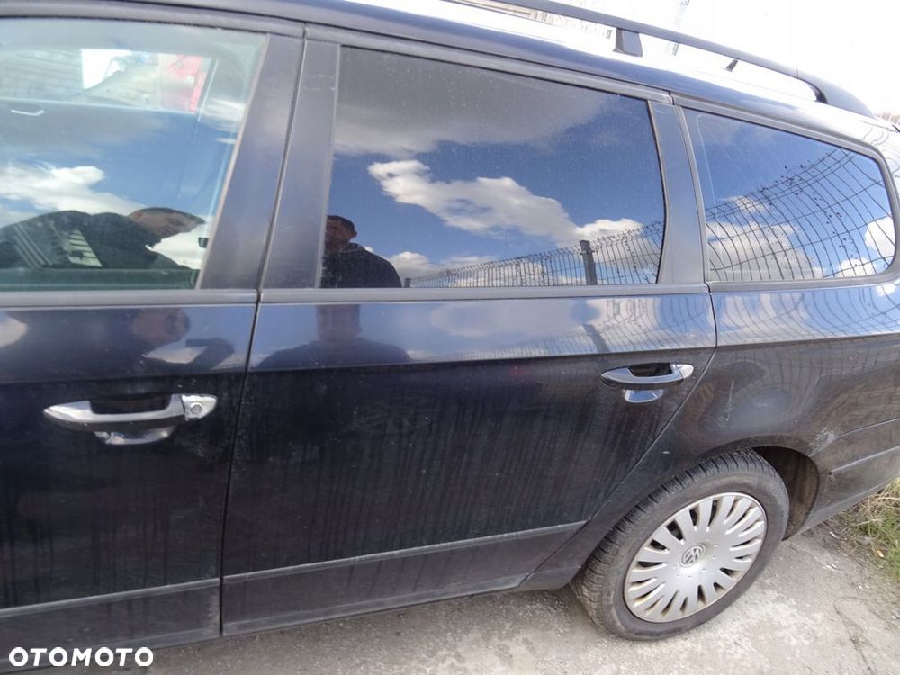 DRZWI LEWE TYŁ TYLNE PASSAT B6 LC9X KOMBI - 1