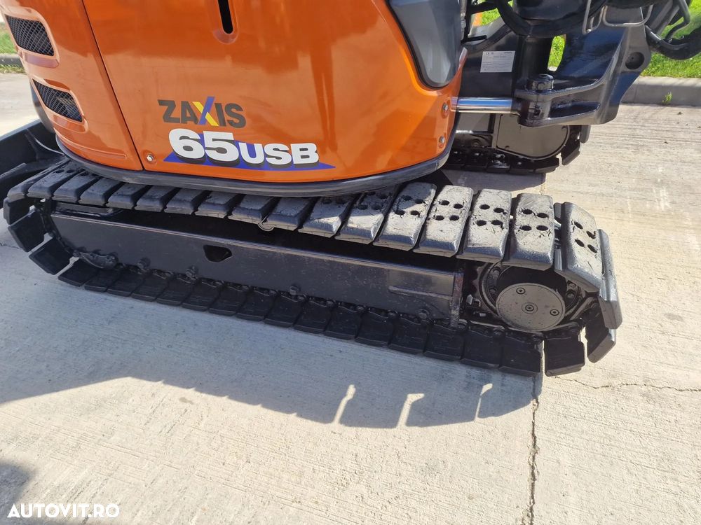 Hitachi ZX65-6, 2023, 1.208h, Masa operationoala 6,5t, lamaAd sapare 5m, CUPLA RAPIDA HIDRAULICA +3 CUPE NOI, senile cauciuc PAD 90% ok, Inst picon, Aer conditionat, Sistem antifurt, Ridica 3t, posibilitate leasing 4 ani, STARE CA NOU-PROMOTIE 55.900 EUR+Tva - 17