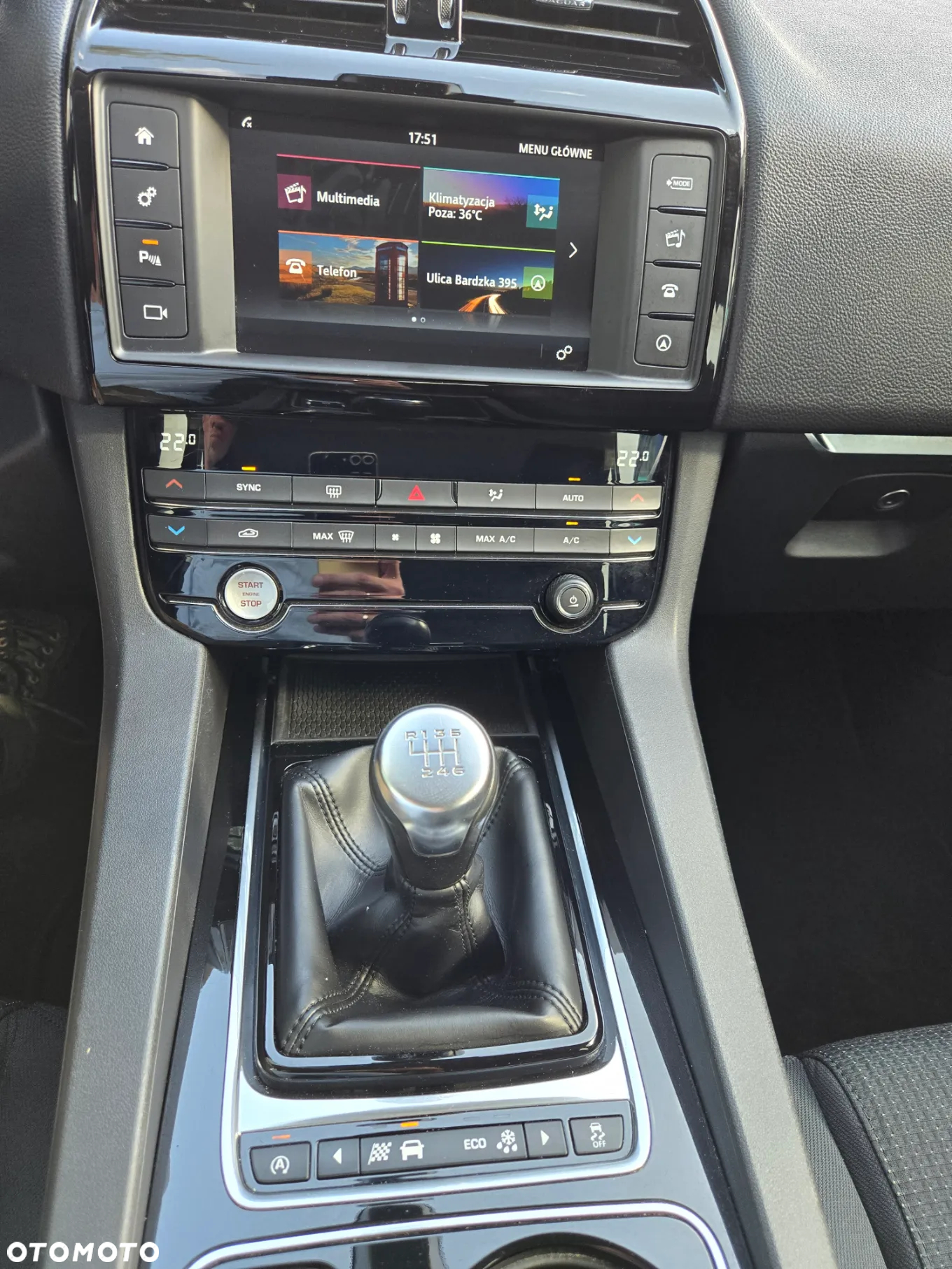Jaguar F-Pace 2.0 i4D RWD Pure - 20