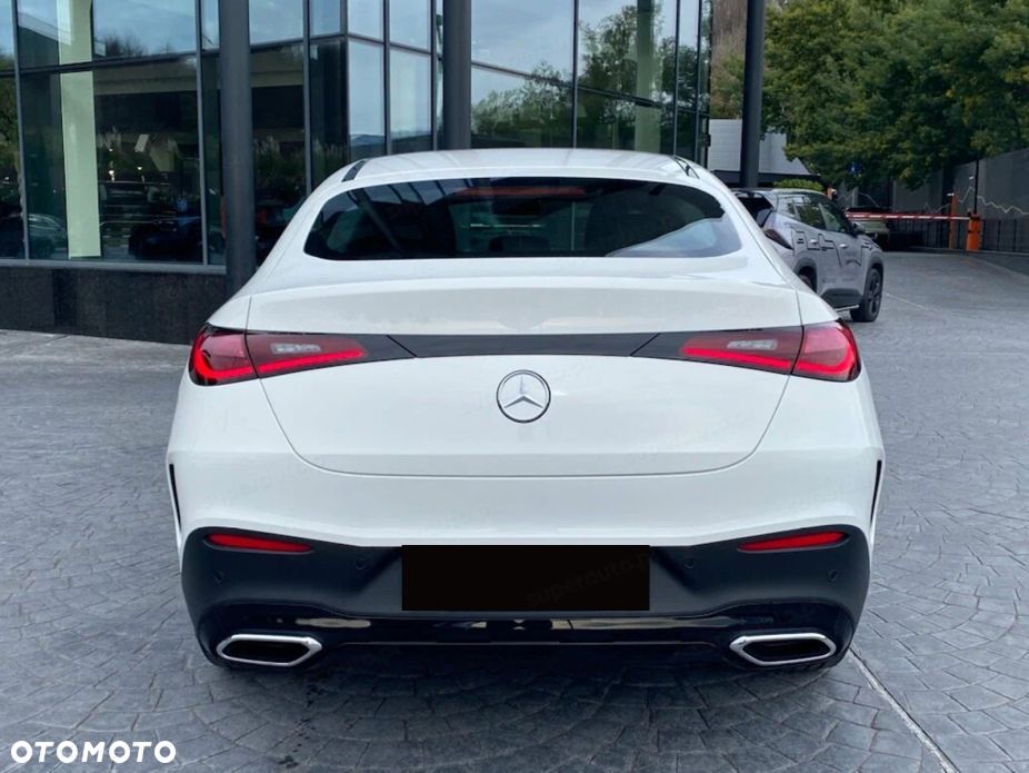 Mercedes-Benz GLC - 9