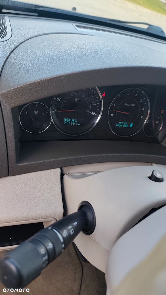 Jeep Grand Cherokee 4.7 Automatik Laredo - 26