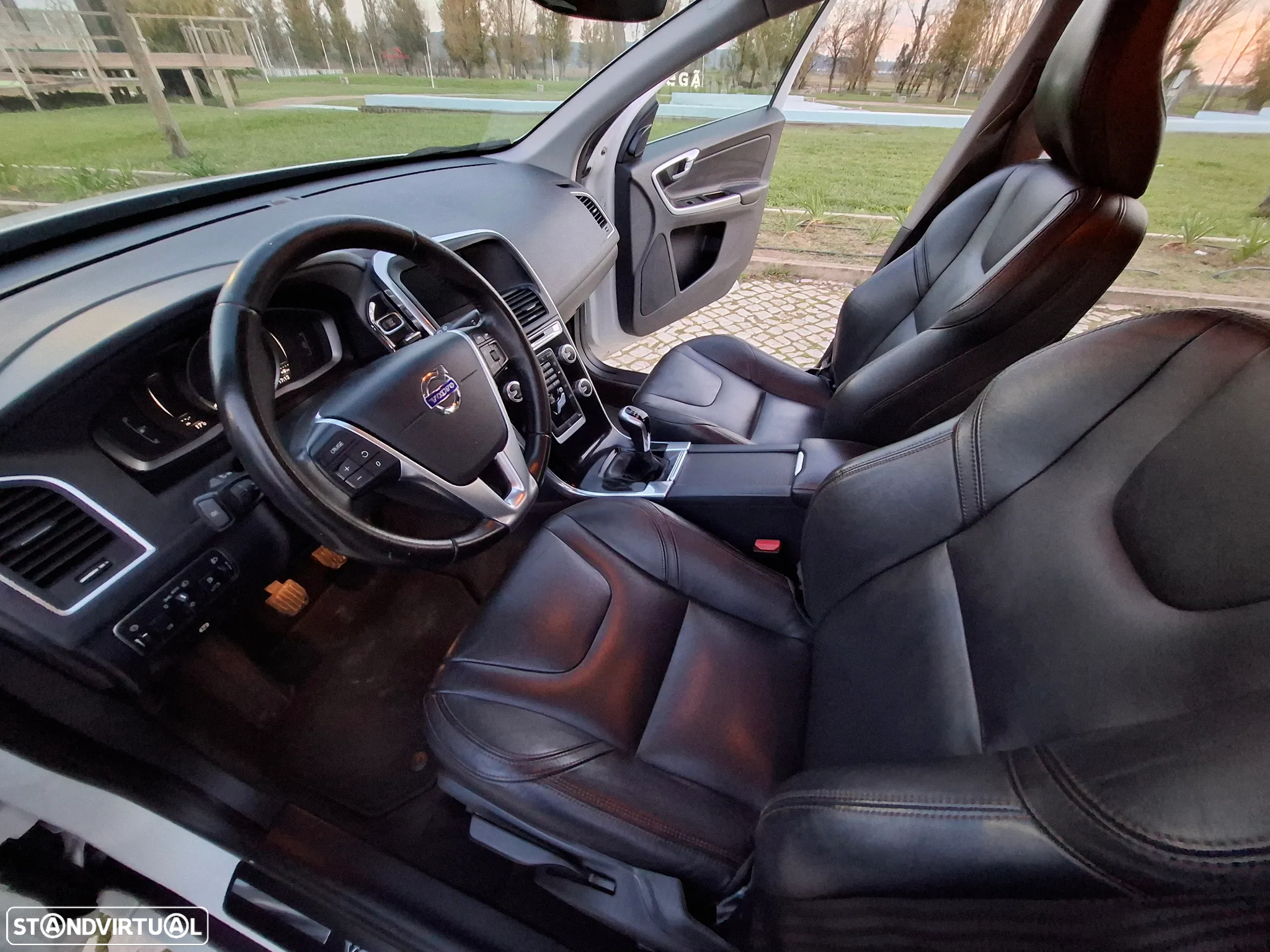 Volvo XC 60 2.0 D3 Dynamic Edition - 13