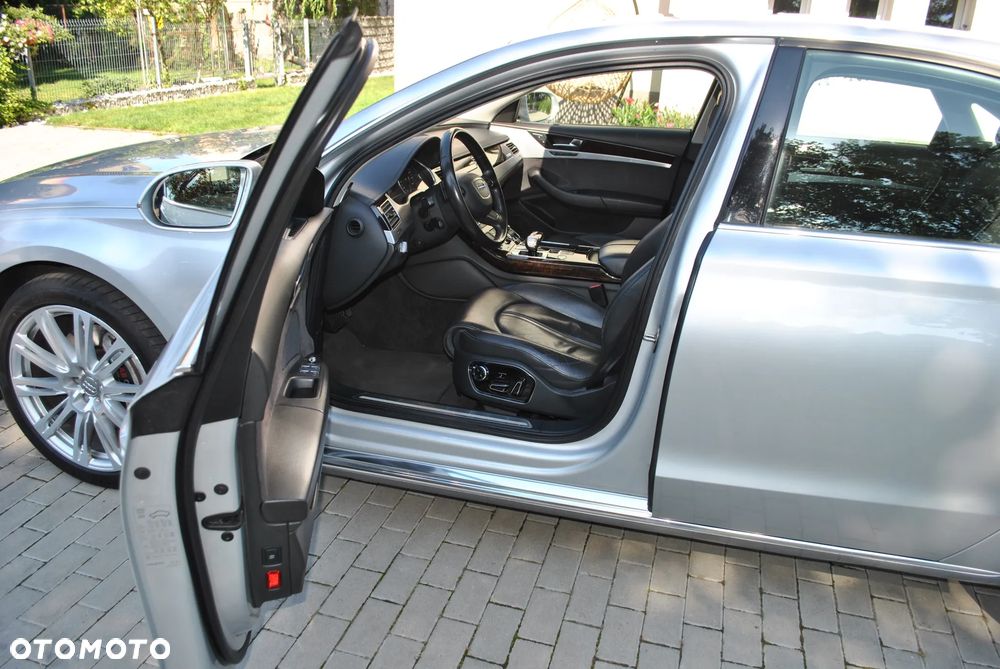 Audi A8 - 11