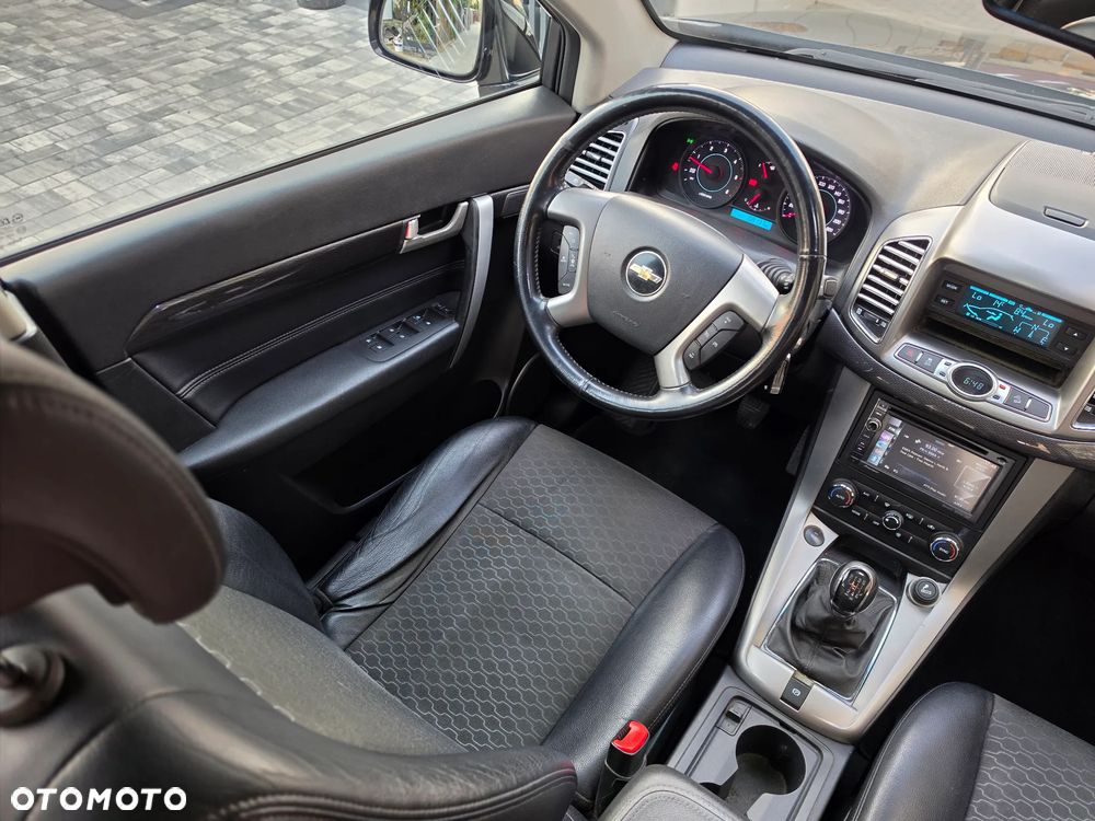 Chevrolet Captiva 2.2 2WD Travel Edition - 21