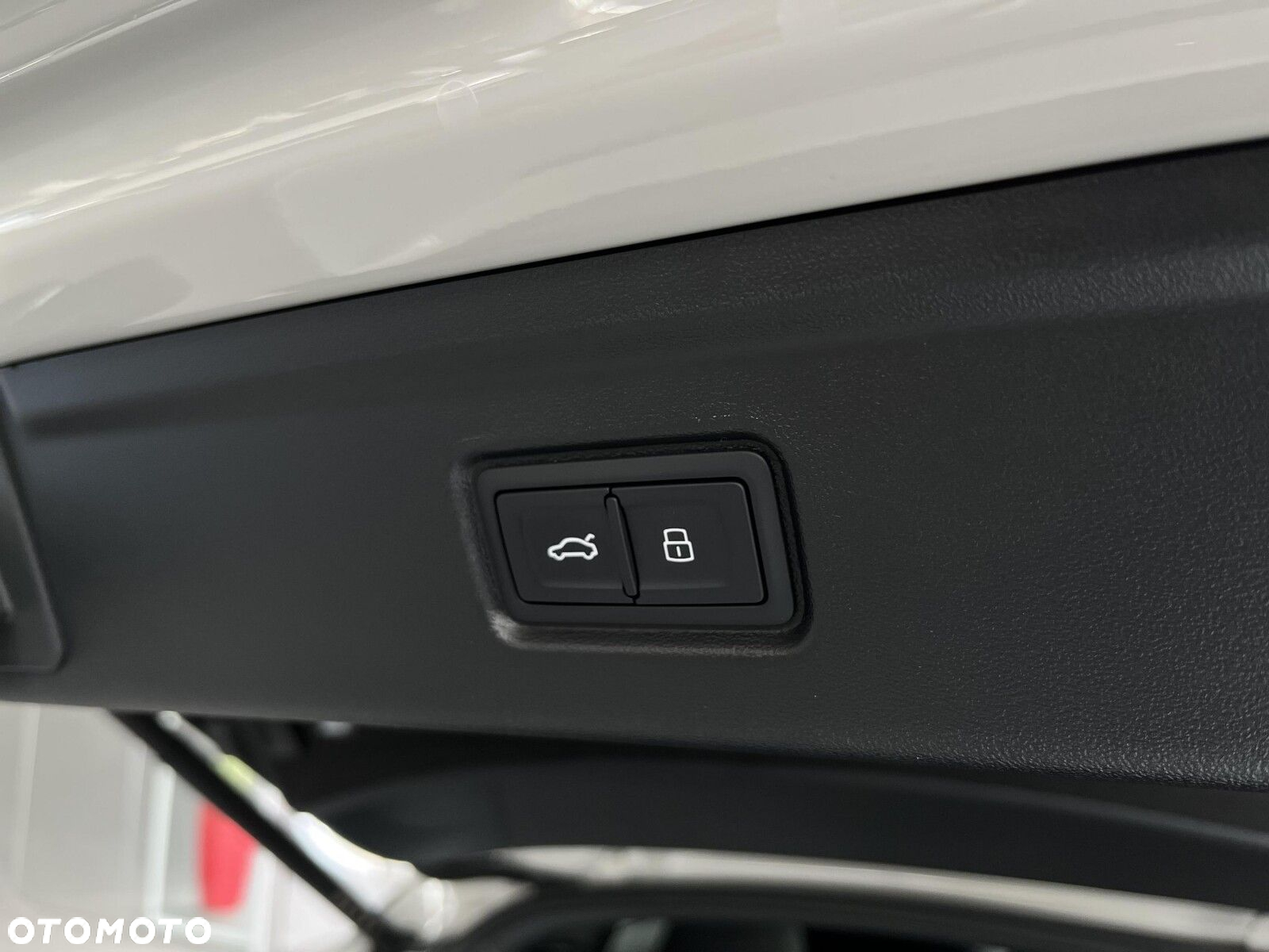 Audi A6 Sportback e-tron - 14