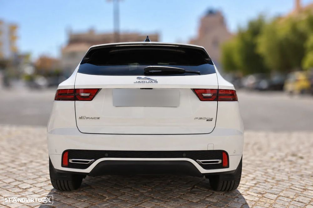 Jaguar E-Pace - 4