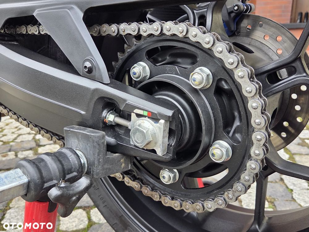 Honda CBR - 18