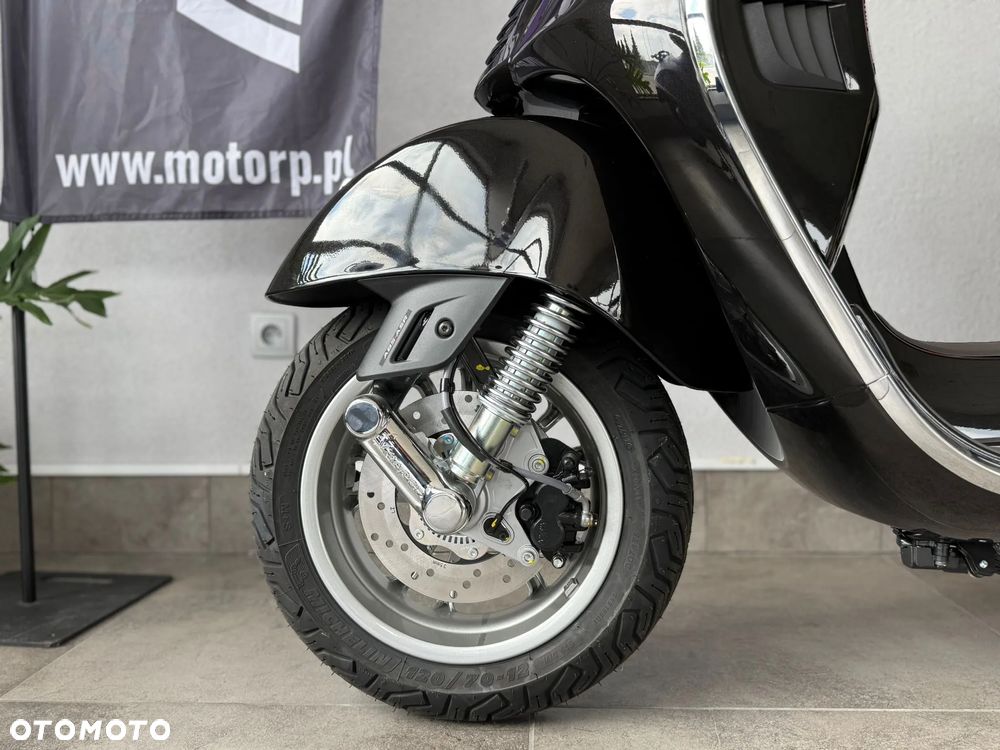 Vespa GTS - 7