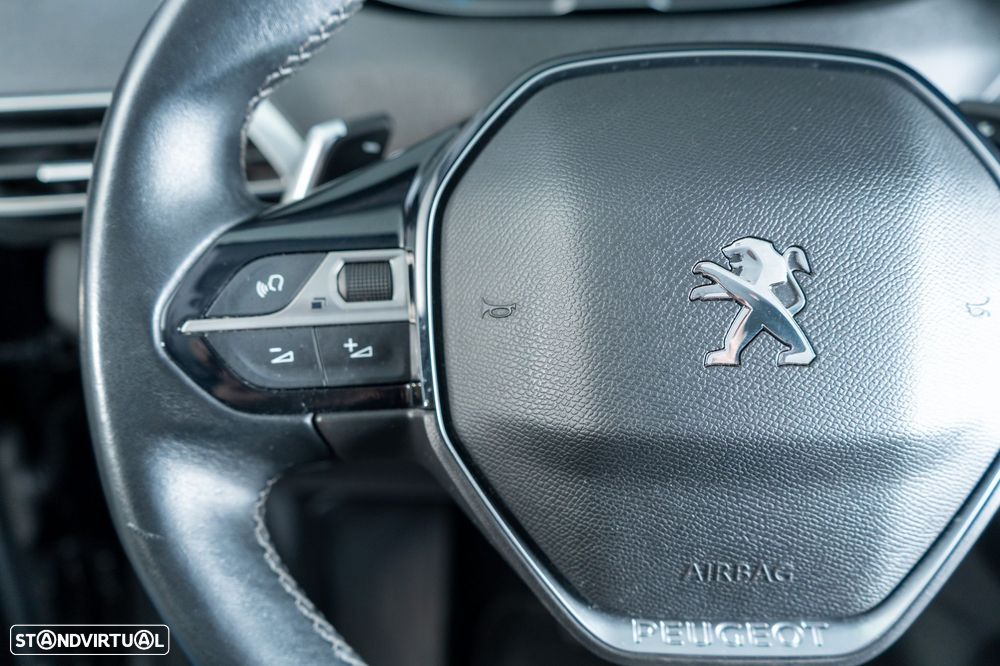 Peugeot 3008 1.6 Hybrid Allure e-EAT8 - 16