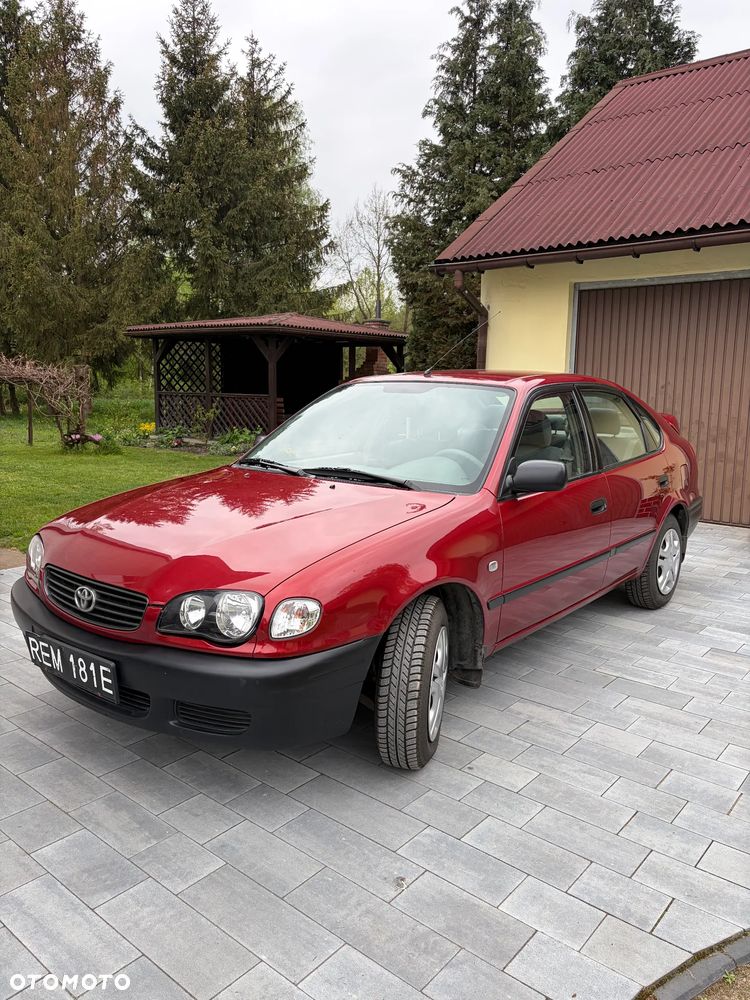 Toyota Corolla - 1