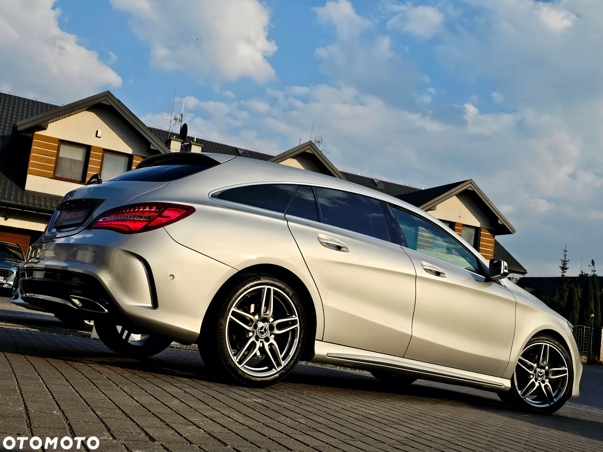 Mercedes-Benz CLA Shooting Brake 180 d 7G-DCT AMG Line - 6