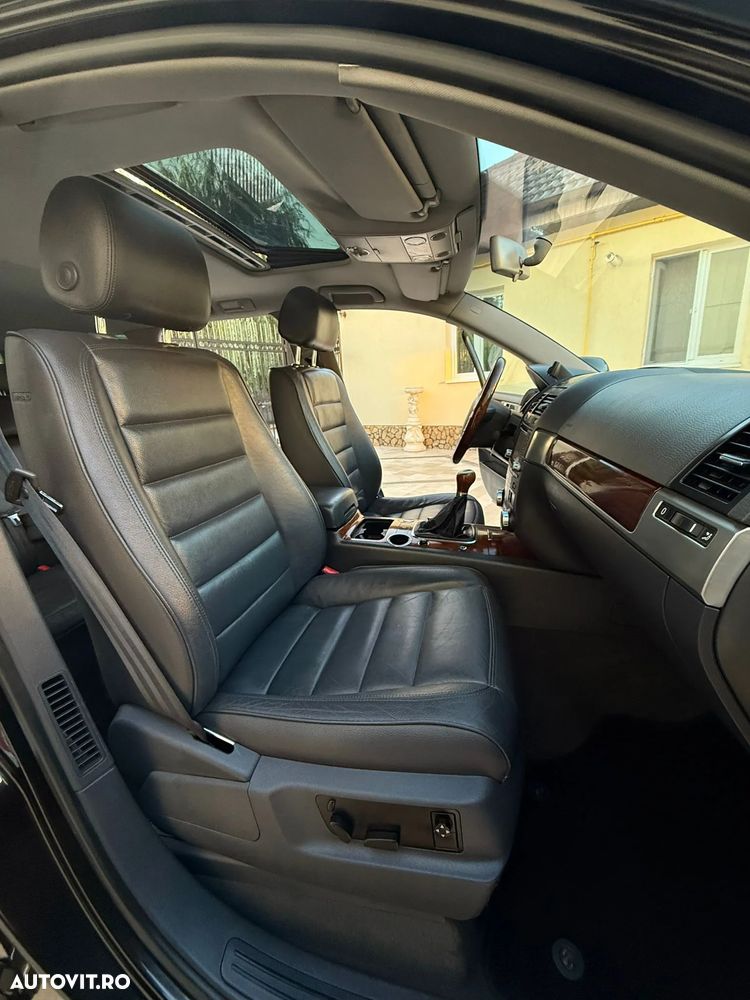 Volkswagen Touareg - 14