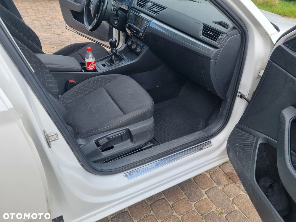 Skoda Superb 1.6 TDI Active - 7