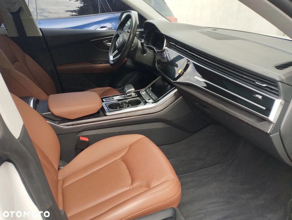 Audi Q8 SUV TFSI quattro 250 kW tiptronic S line business - 15