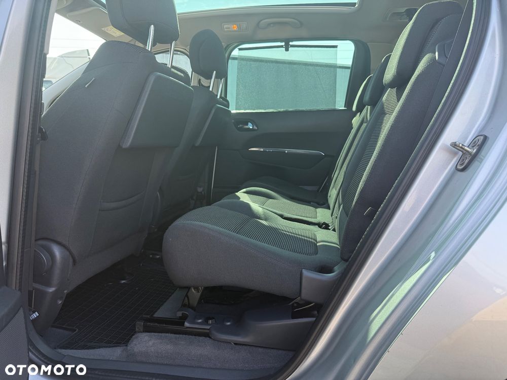 Peugeot 5008 2.0 HDi Allure 7os - 15