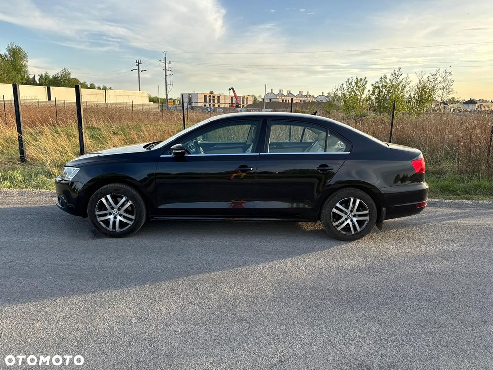 Volkswagen Jetta 1.4 TSI Highline - 4