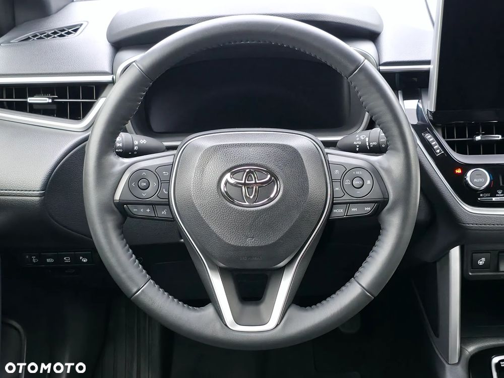 Toyota Corolla Cross 2.0 Hybrid Executive AWD - 28