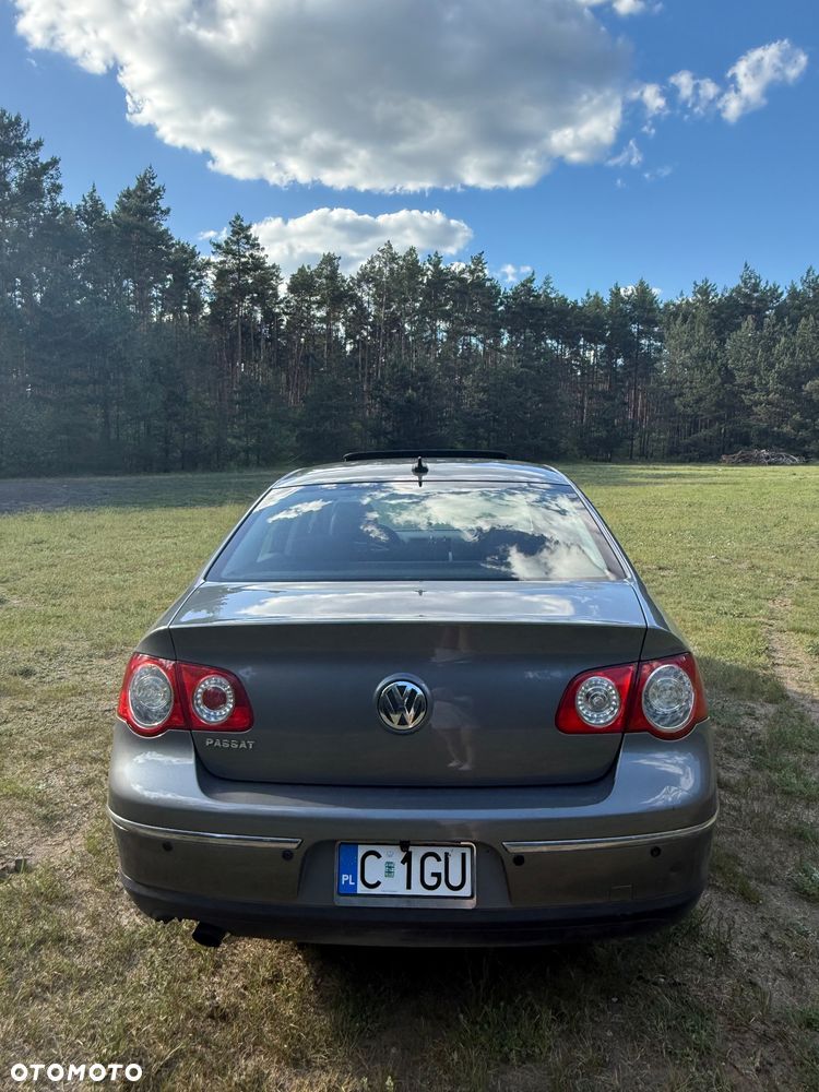 Volkswagen Passat 2.0 Turbo FSI Automatik Individual - 4