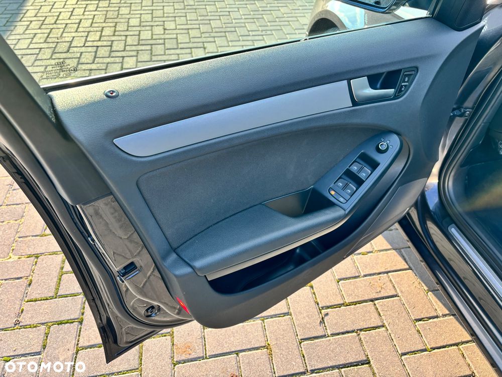 Audi A4 Avant 2.0 TDI - 8