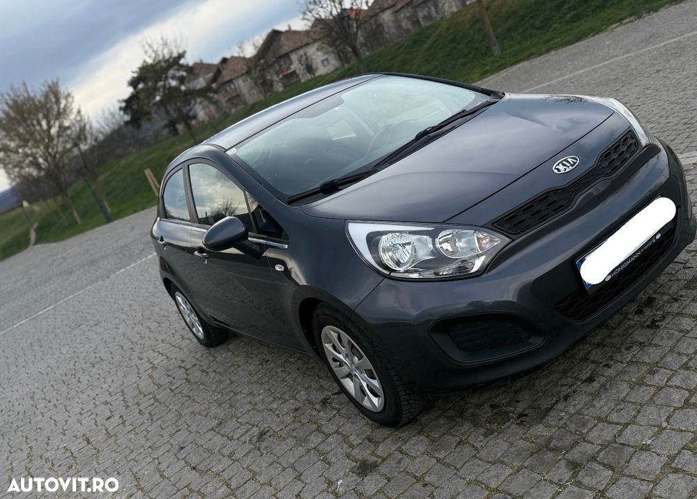 Kia Rio 1.2 GSL BASE - 2
