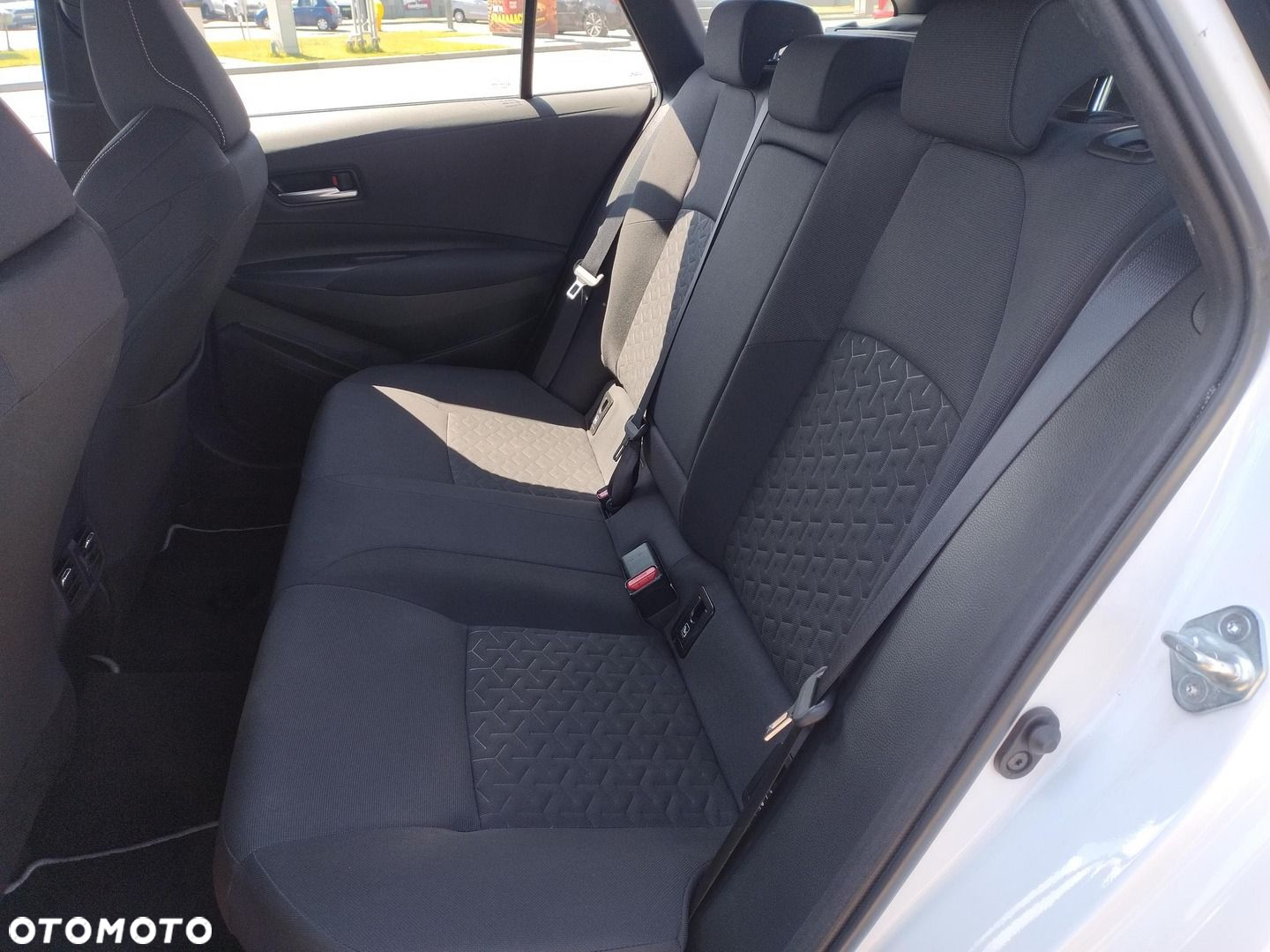 Toyota Corolla - 14