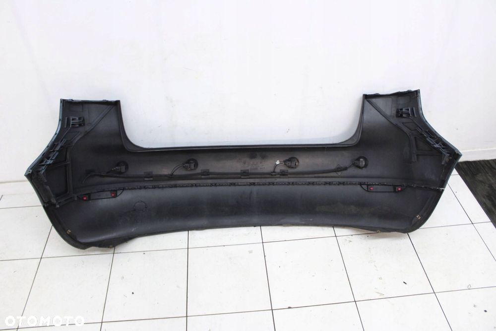 VW GOLF 5 V PLUS 2005R- ZDERZAK TYŁ TYLNY PDC LA5S - KOD LAKIERU - 5