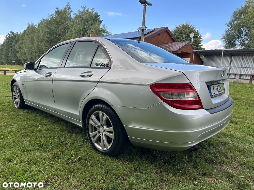 Mercedes-Benz Klasa C 180 Kompressor BlueEFFICIENCY - 6