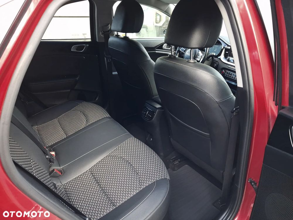Kia XCeed 1.6 GDI PHEV Business Line DCT - 10