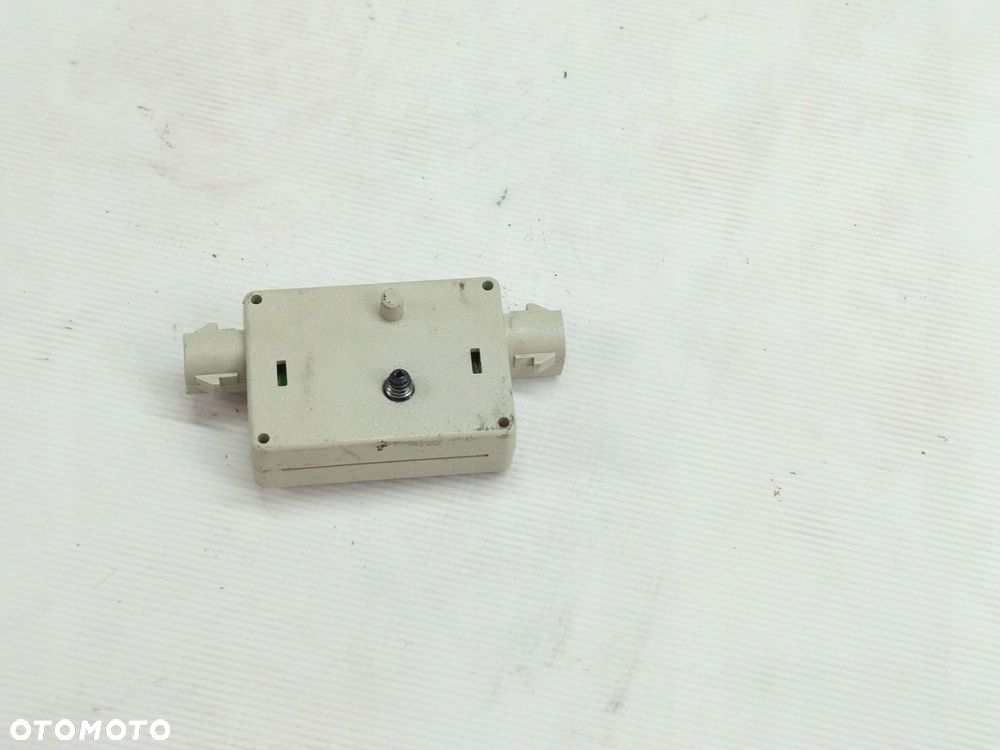 WZMACNIACZ ANTENY ANTENOWY BMW X6 E71 X5 E70 6990090 - 4