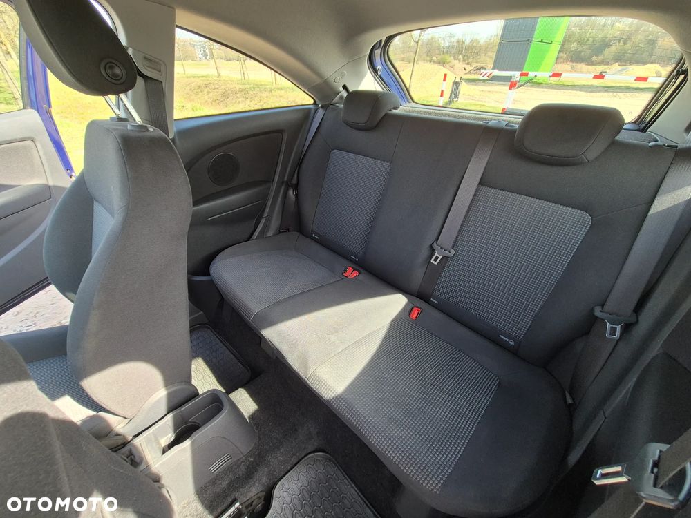 Opel Corsa 1.0 12V Essentia - 6